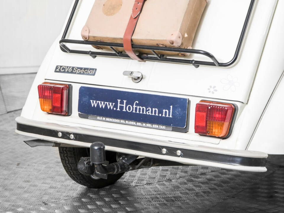 Image 29/50 de Citroën 2 CV 6 (1987)