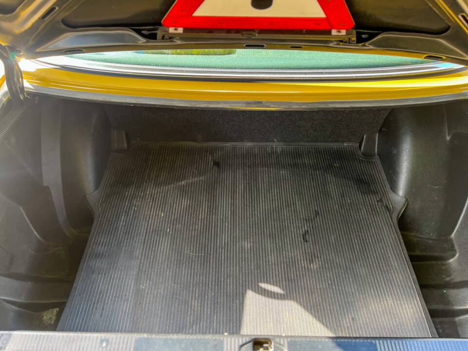 Image 77/139 of Mercedes-Benz 240 D (1978)