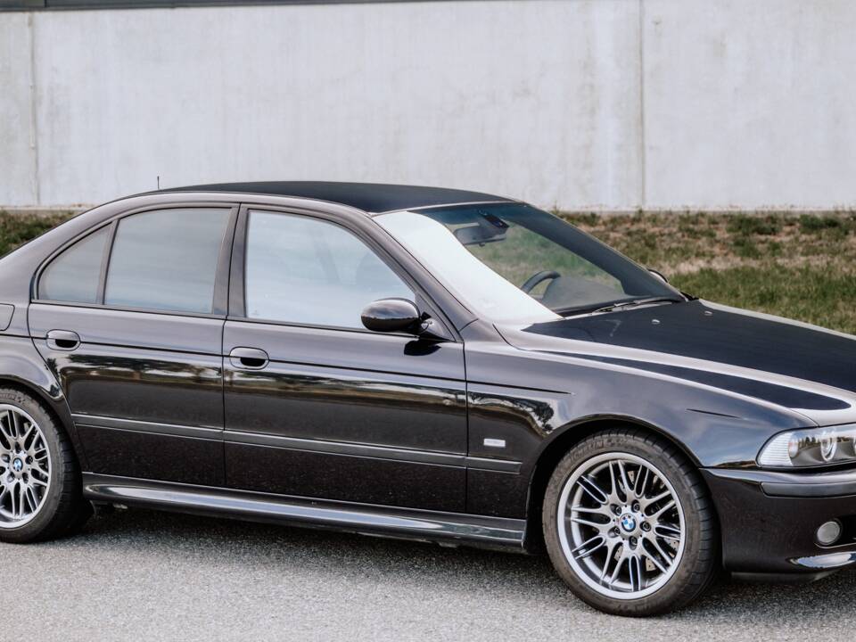 Image 2/9 de BMW M5 (1999)