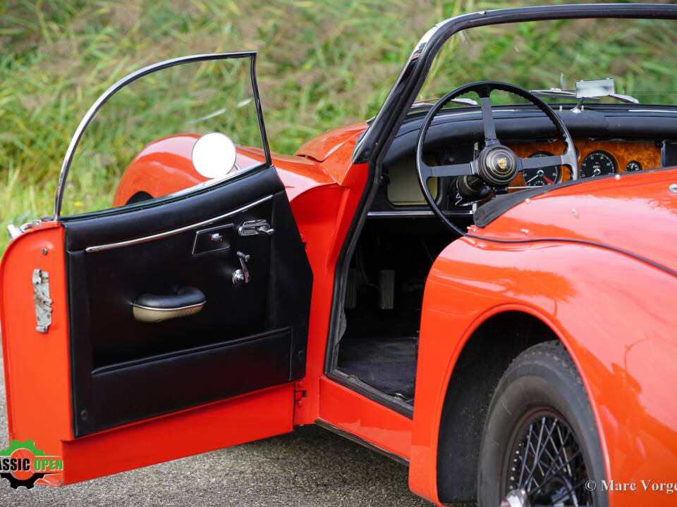 Imagen 5/58 de Jaguar XK 150 OTS (1958)