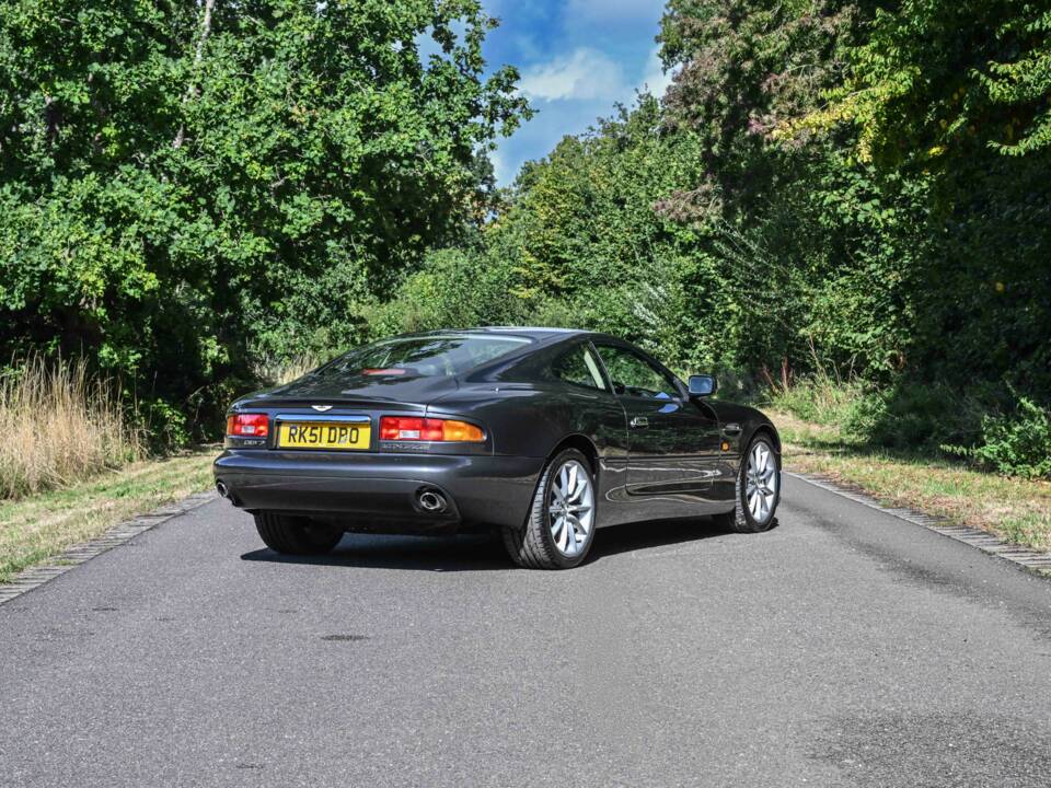 Image 13/50 de Aston Martin DB 7 Vantage (2002)