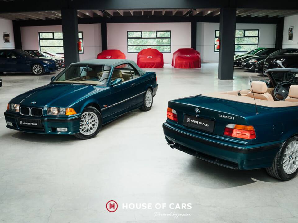 Immagine 1/24 di BMW 320i (1995)