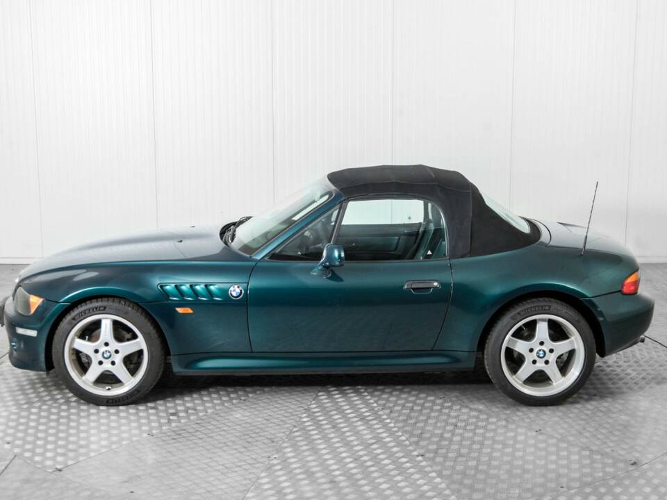 Image 44/48 of BMW Z3 2.8 (1998)