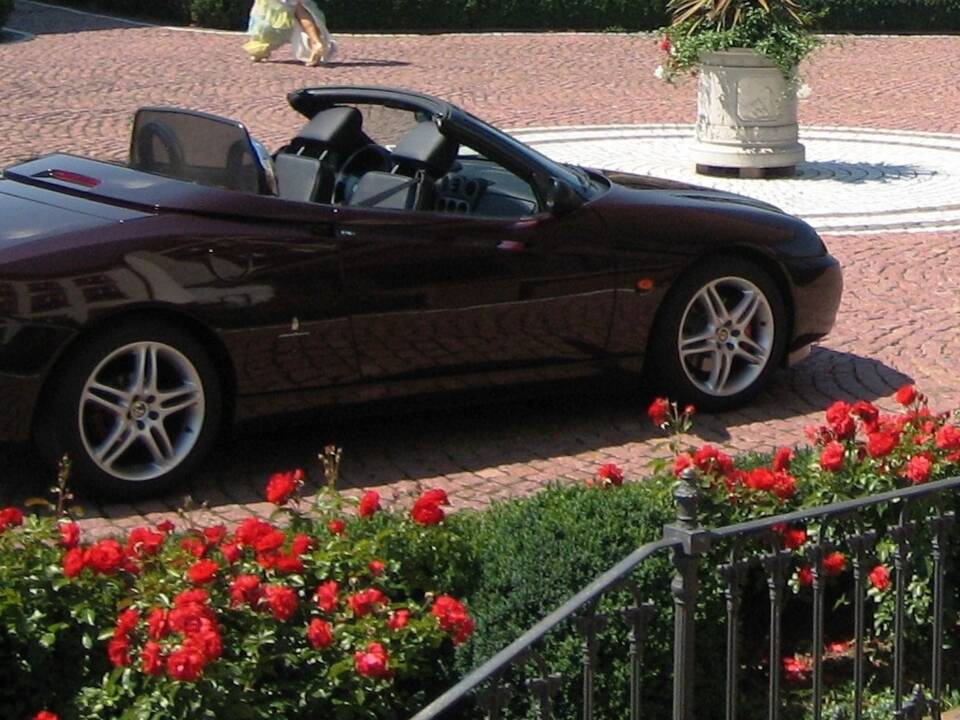 Image 17/21 de Alfa Romeo Spider 3.2 V6 24V (2004)