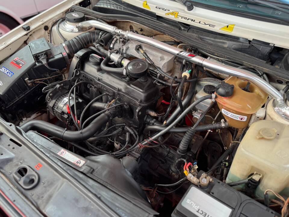 Bild 11/20 von Volkswagen Golf II 1.8 (1989)