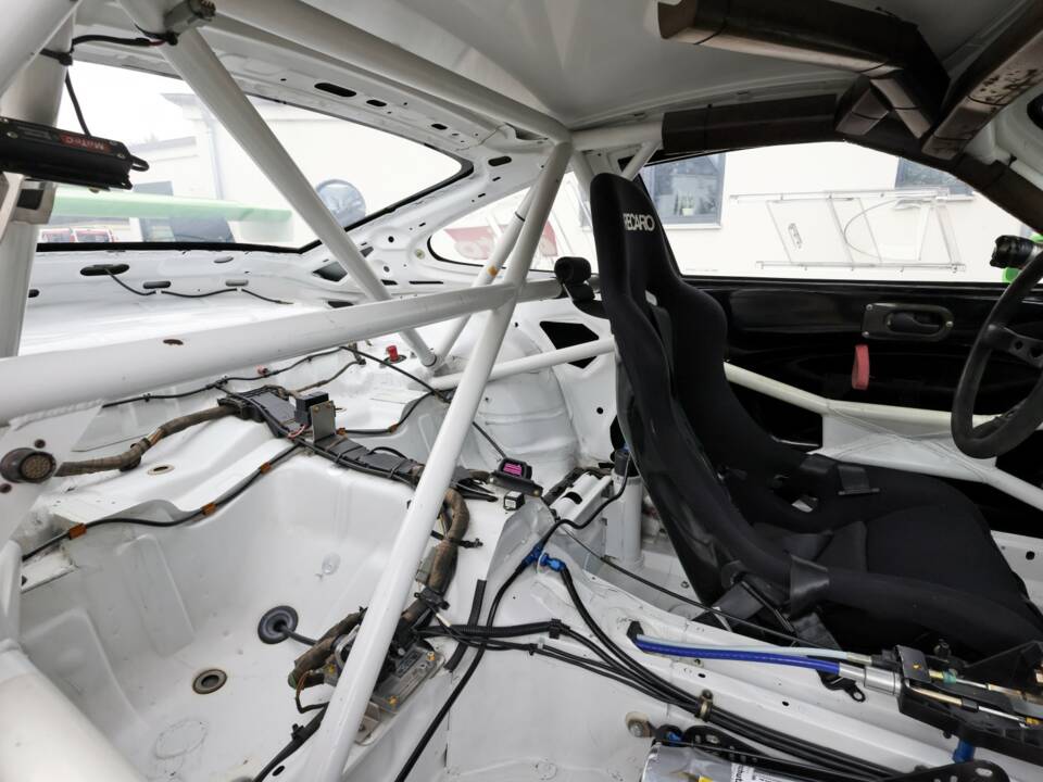 Bild 12/18 von Porsche 911 GT3 Cup (2003)