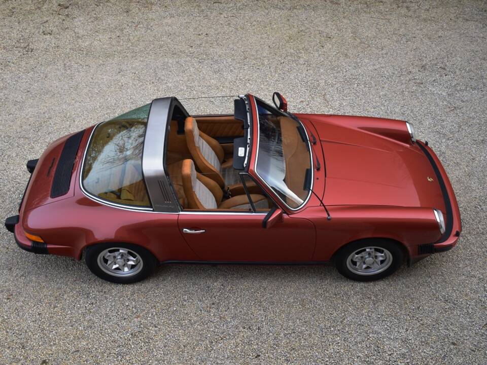 Immagine 12/42 di Porsche 911 2.7 (1977)
