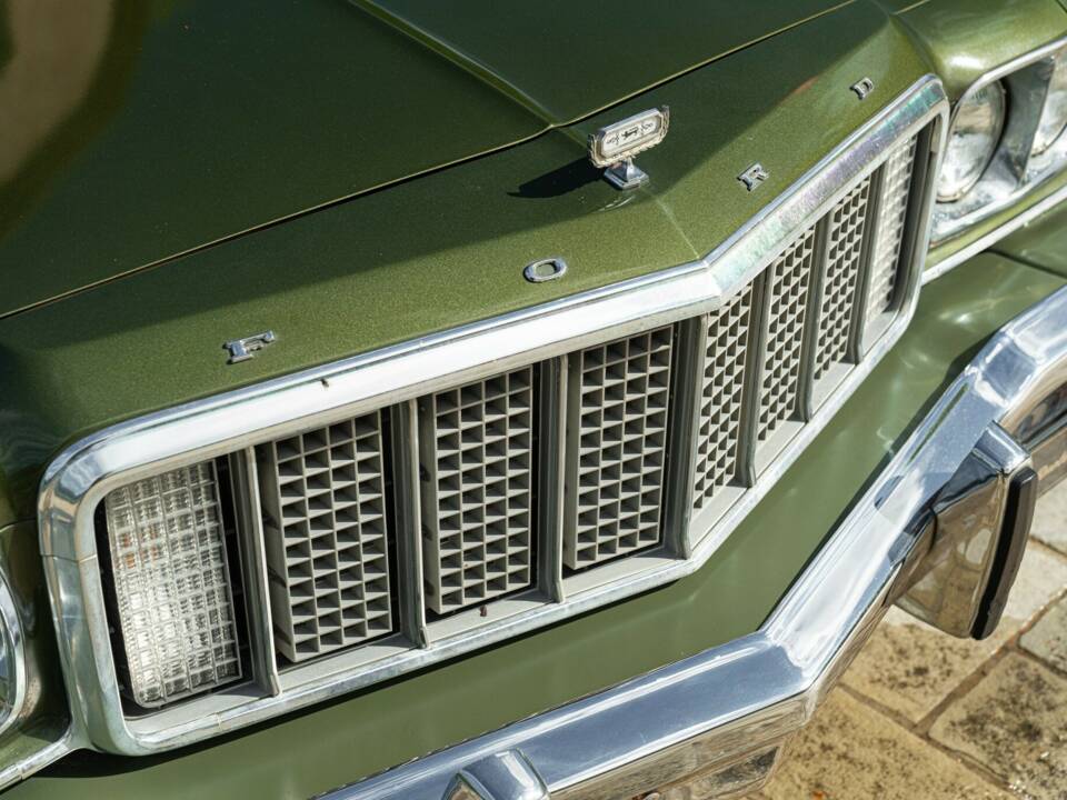 Bild 30/50 von Ford Gran Torino (1976)