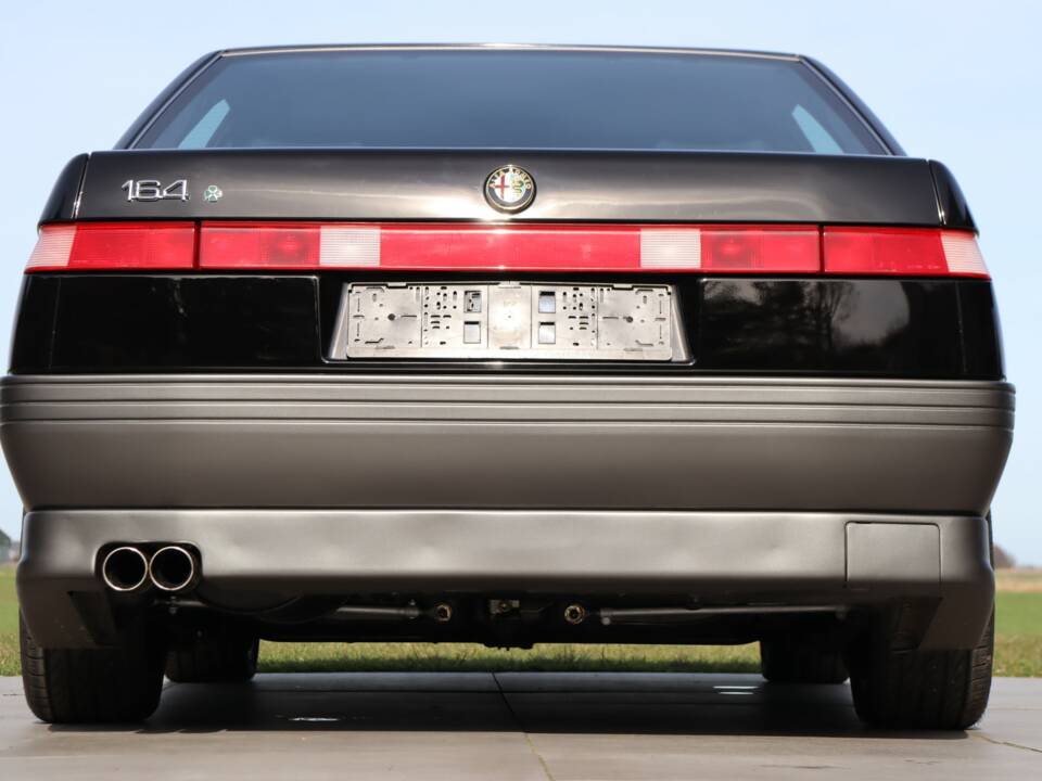 Imagen 38/50 de Alfa Romeo 164 3.0 V6 Quadrifoglio (1991)
