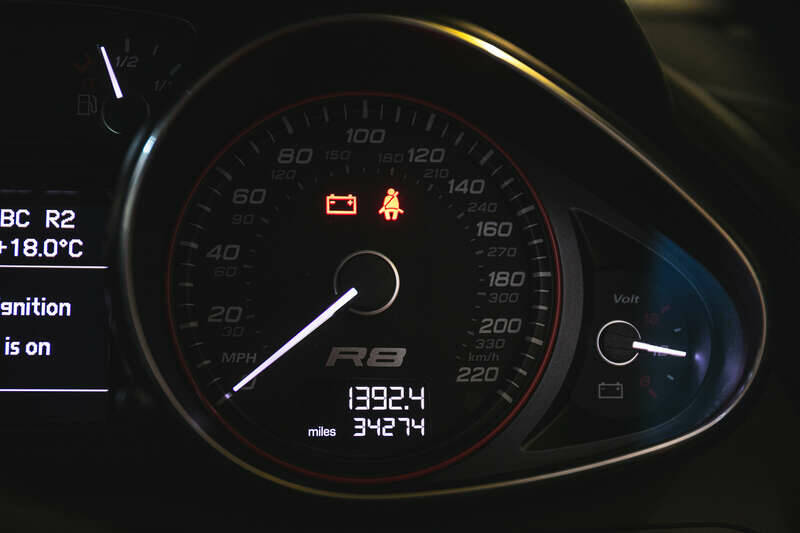 Image 5/38 of Audi R8 V10 (2010)