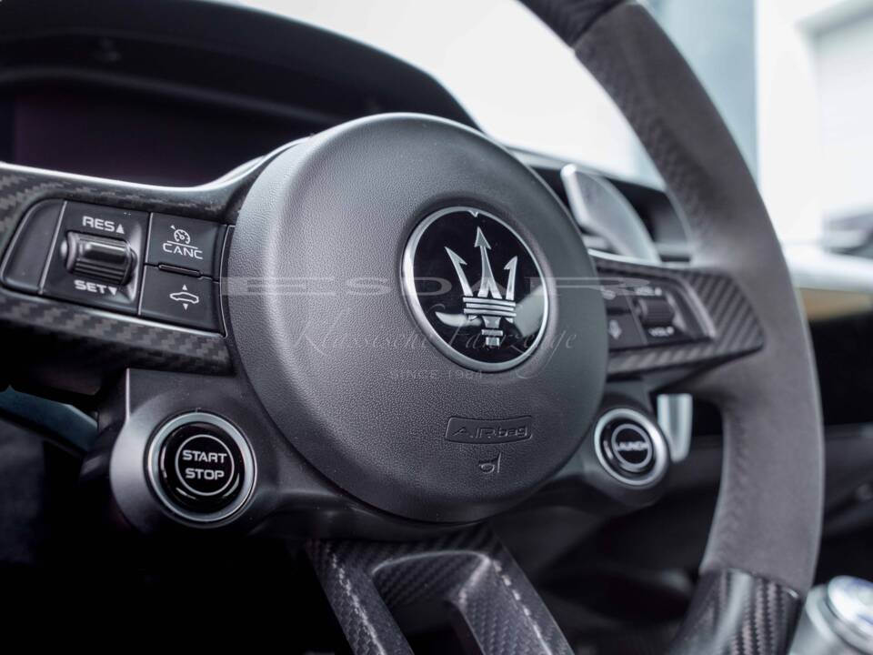 Bild 17/31 von Maserati MC20 (2021)