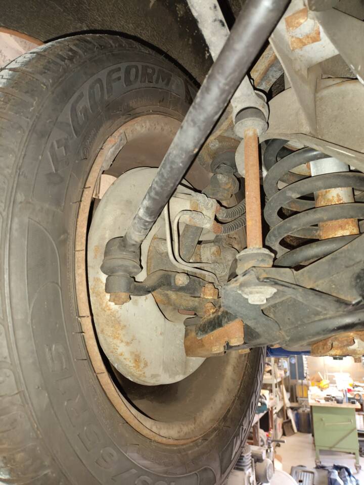 Image 69/73 of Volvo 1800 ES (1972)