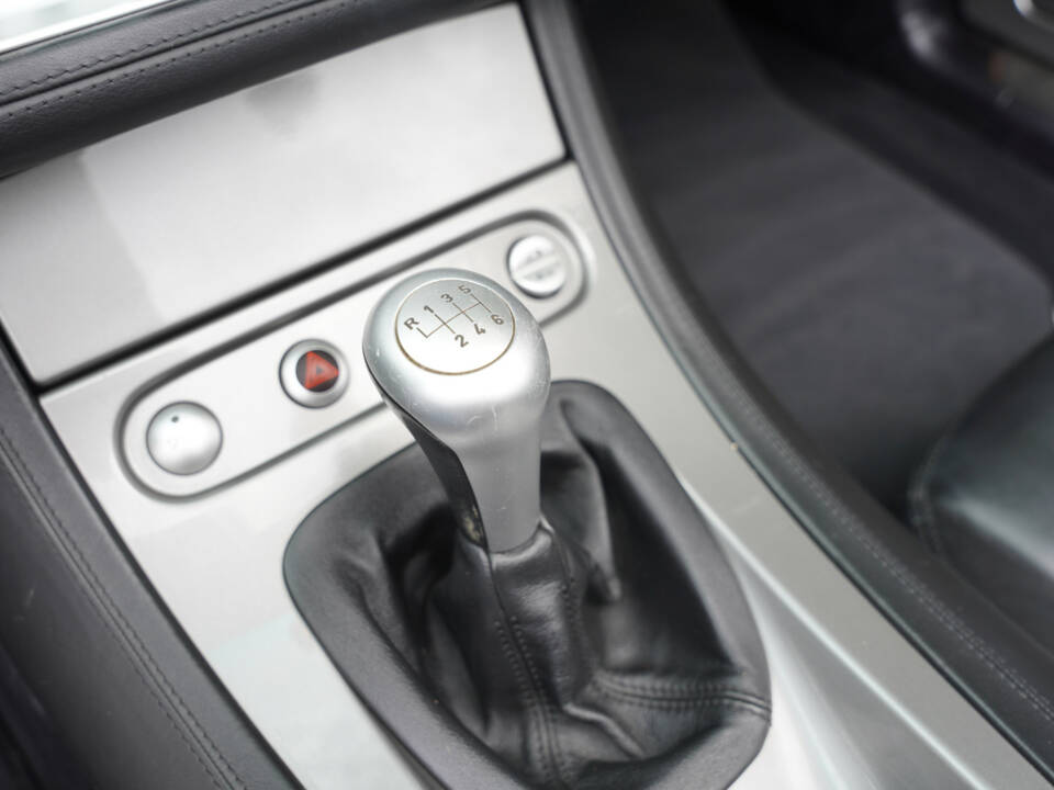 Image 39/50 of BMW Z8 (2000)