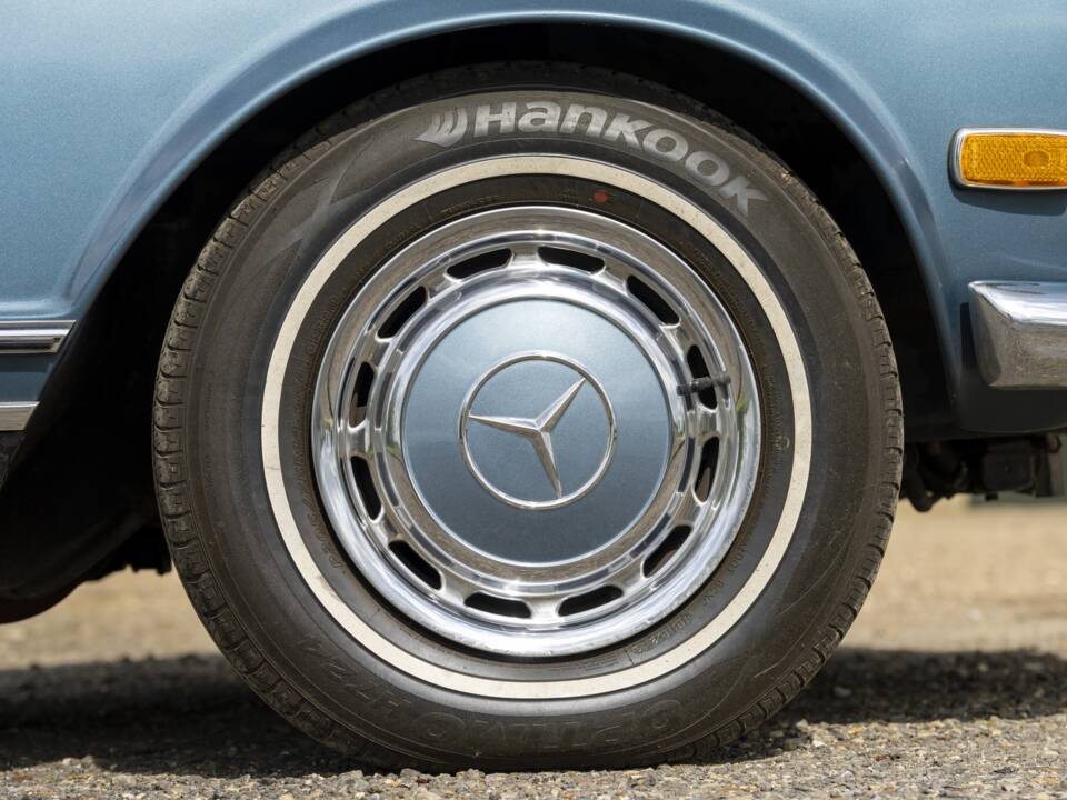 Bild 23/41 von Mercedes-Benz 280 SL (1971)