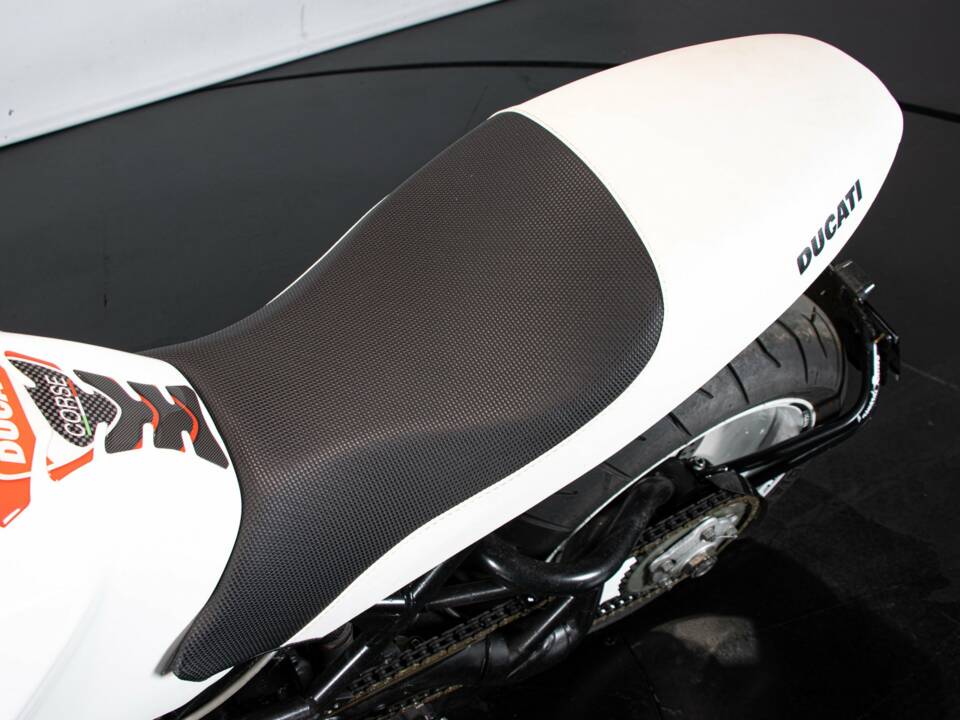 Image 10/20 of Ducati DUMMY (1998)