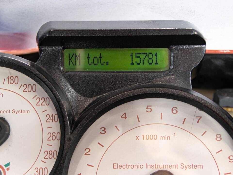 Image 42/50 of Bimota SB6 (1999)