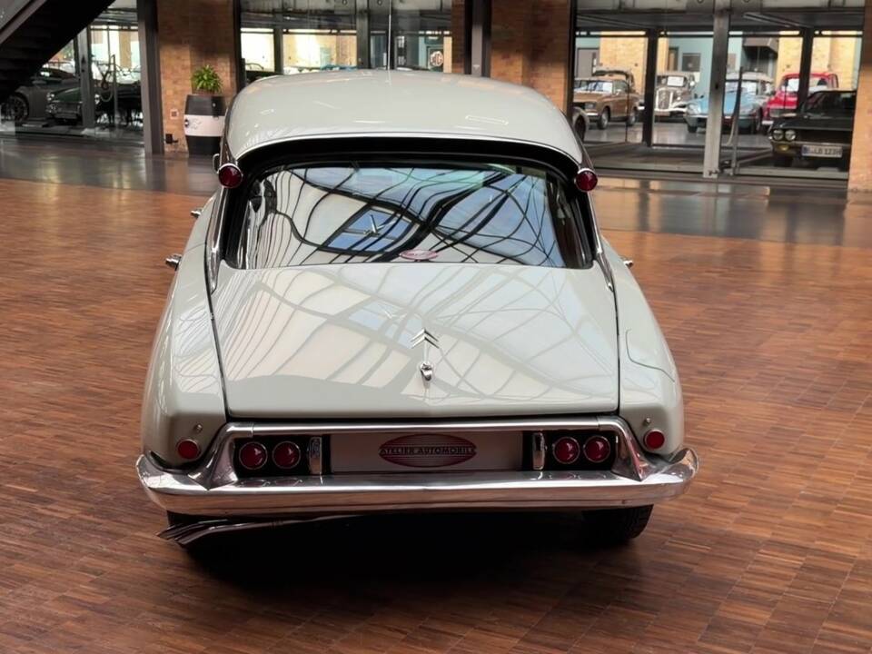 Immagine 13/43 di Citroën ID 19 (1958)