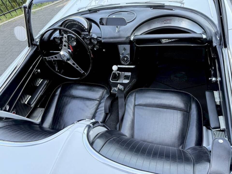 Immagine 13/35 di Chevrolet Corvette (1962)