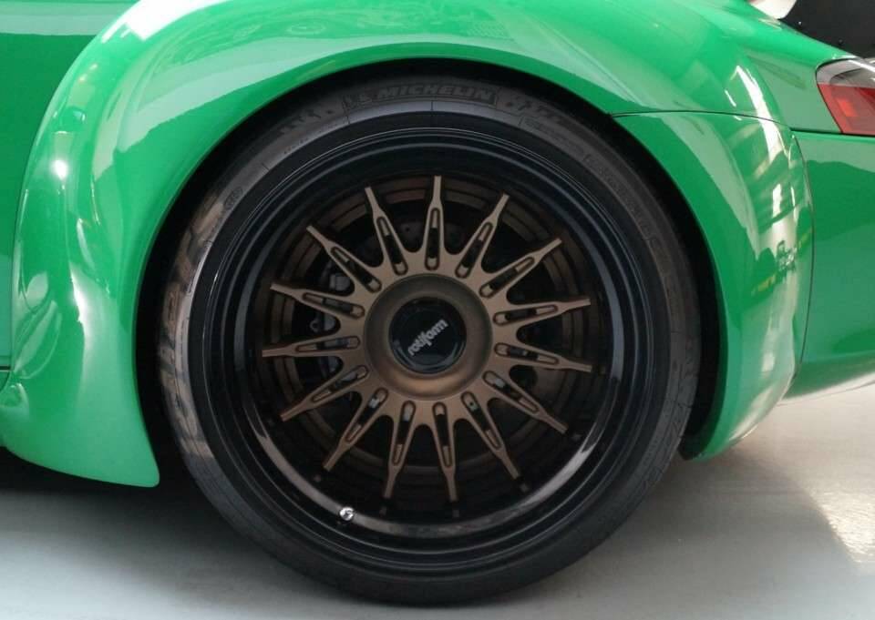 Bild 49/50 von Porsche 911 Carrera 4 RWB (1999)