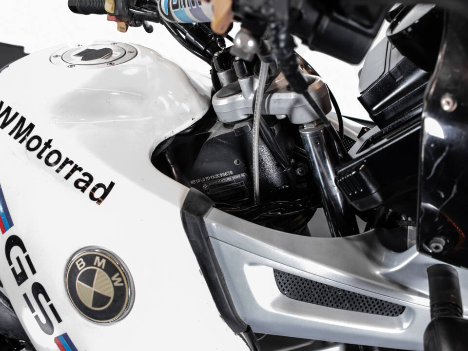 Image 28/30 of BMW DUMMY (1999)