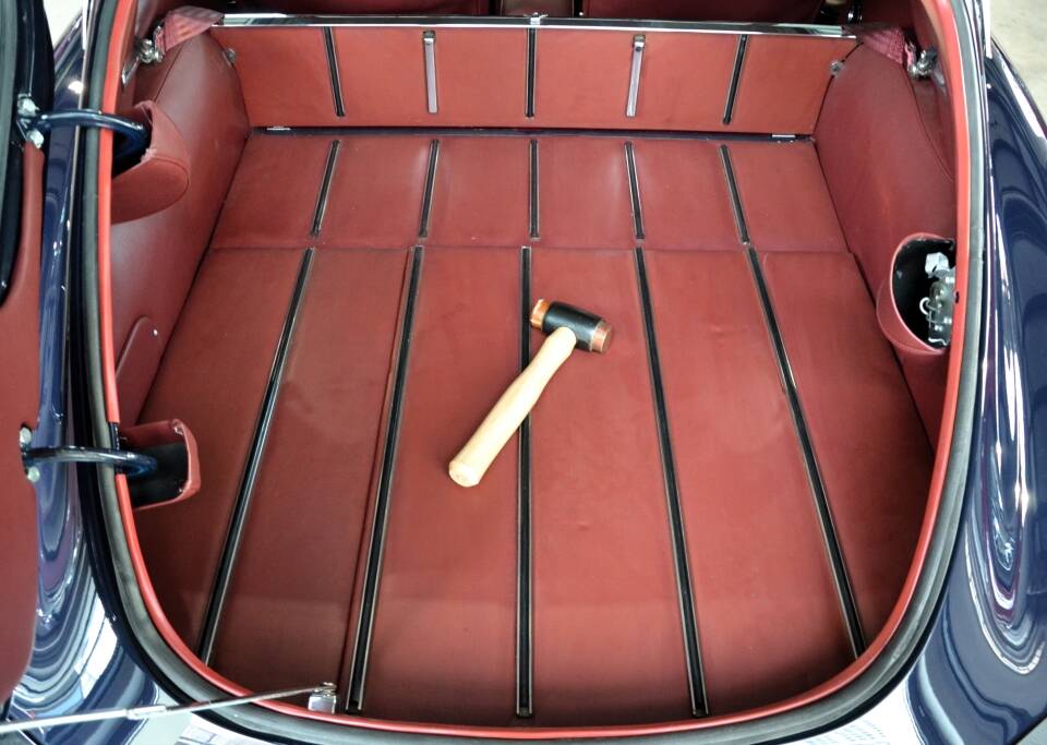 Afbeelding 28/32 van Jaguar E-Type 4.2 (1967)