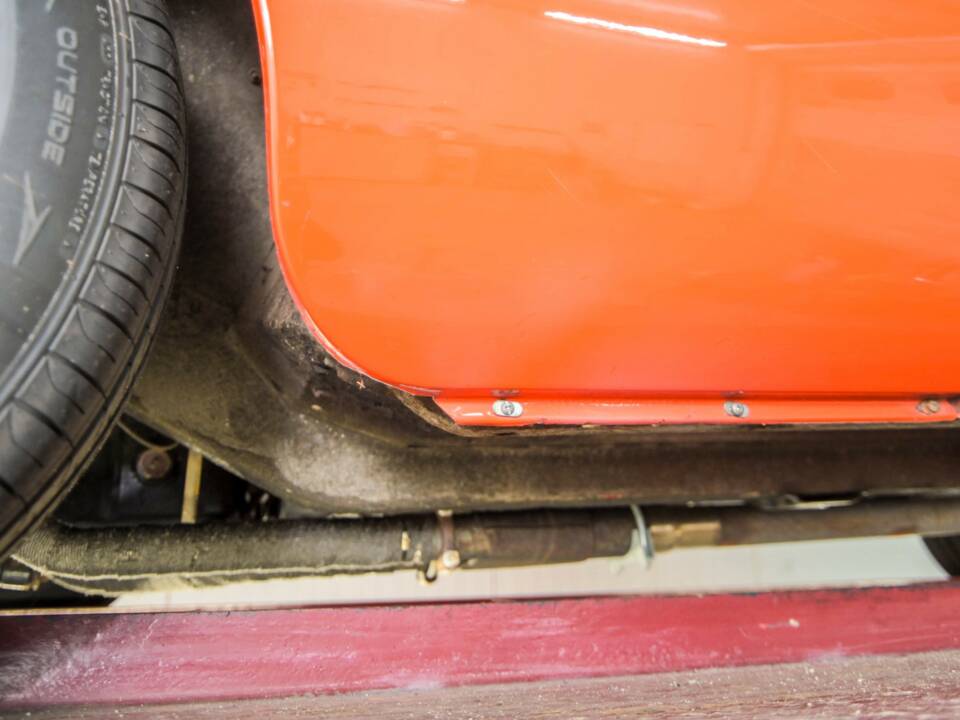 Bild 47/50 von MG MGB GT V8 SEC (1978)