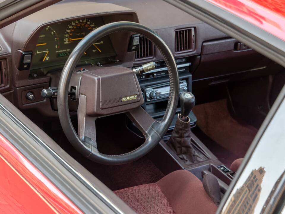 Bild 14/50 von Toyota Supra (1985)