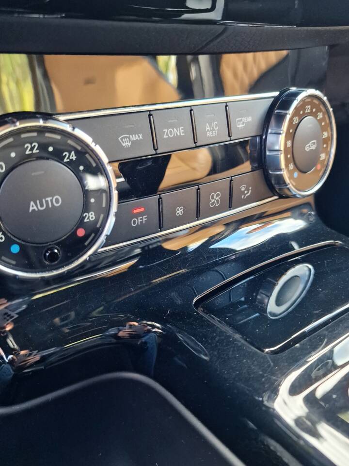 Immagine 55/92 di Mercedes-Benz G 500 Final Edition 200 (2013)