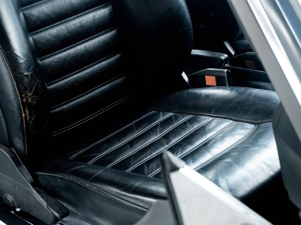 Image 44/50 of BMW 635 CSi (1979)