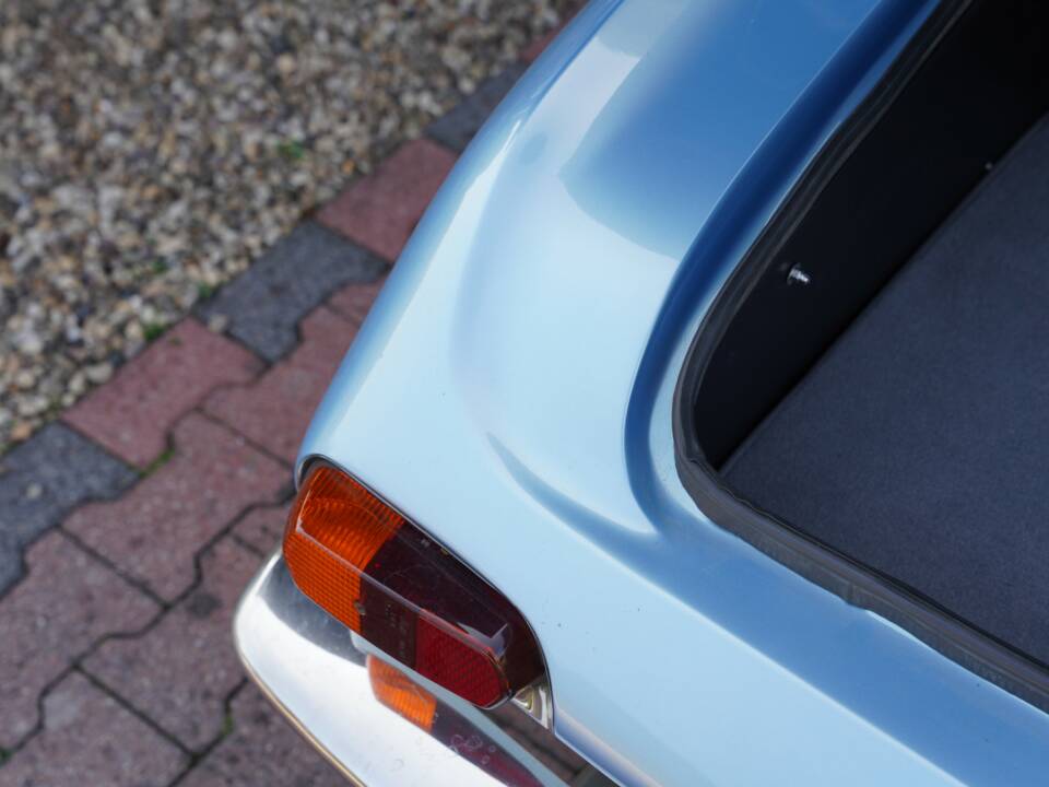 Afbeelding 19/50 van Lamborghini 400 GT (1967)