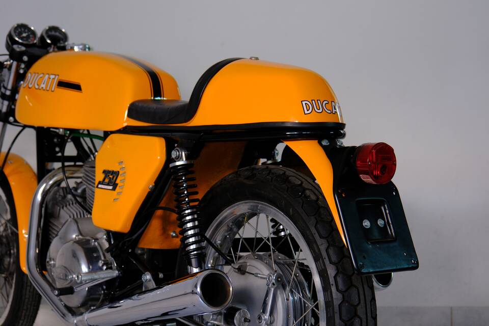 Afbeelding 65/96 van Ducati 750 Sport (1974)