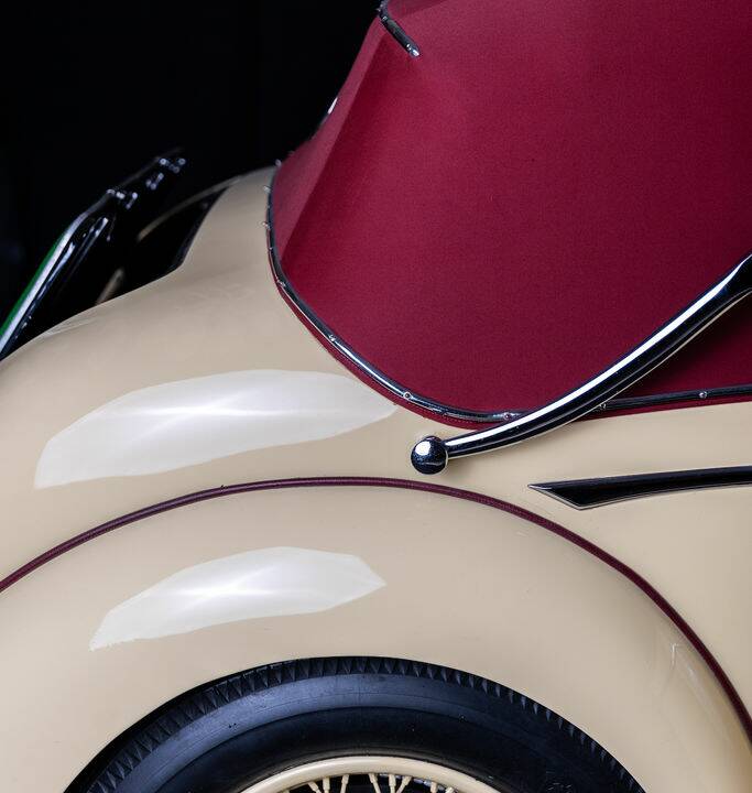 Bild 7/8 von Jaguar Mk IV 3,5 Liter (1948)