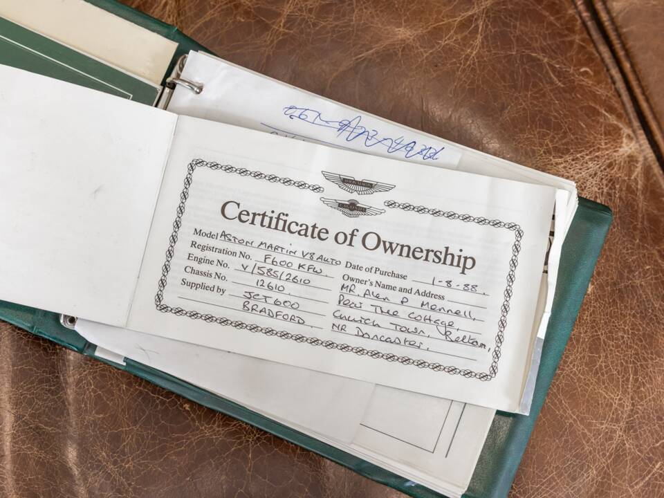 Bild 51/70 von Aston Martin V8 EFi (1988)