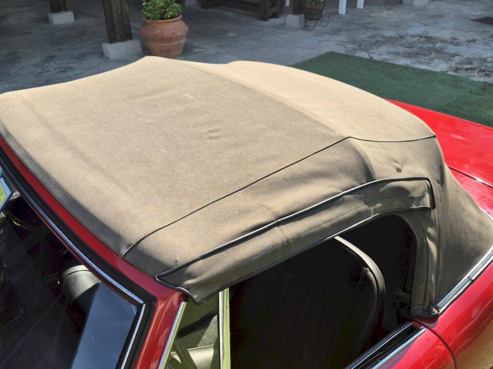 Image 61/63 of FIAT 1200 S OSI (1965)