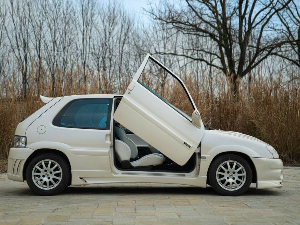 Bild 5/50 von Citroën Saxo 1.6i VTS (1996)