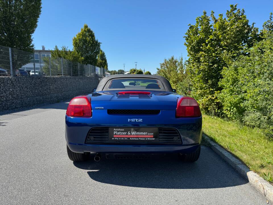 Image 10/23 de Toyota MR2 (2000)