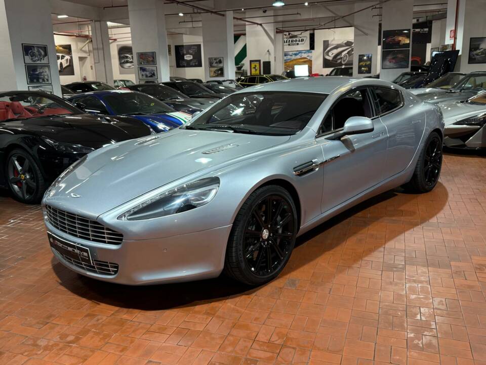 Immagine 21/42 di Aston Martin Rapide (2011)