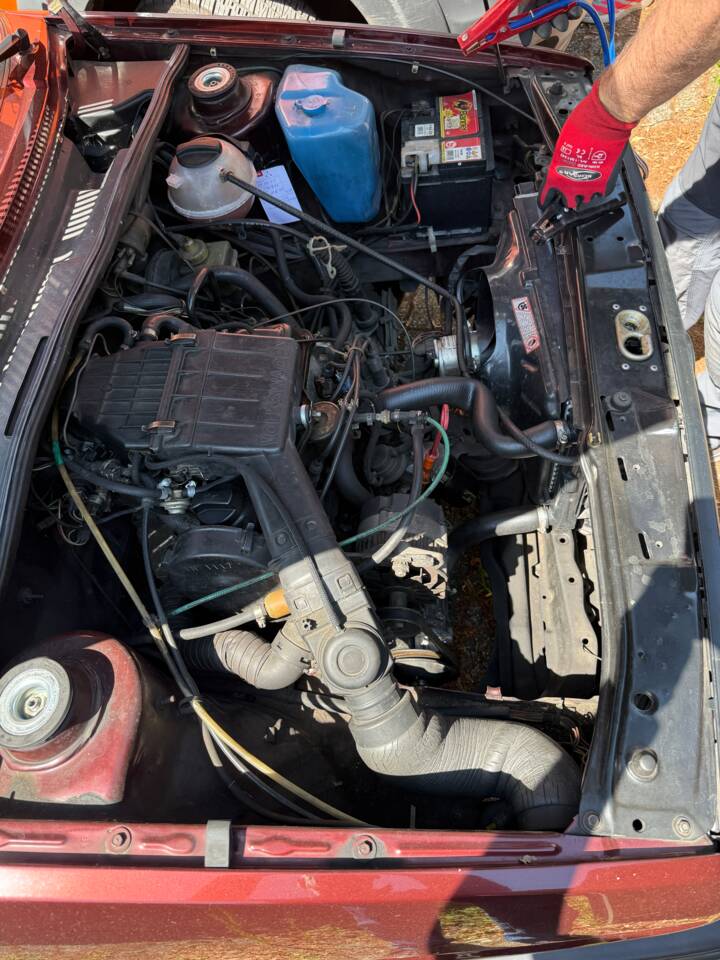 Immagine 13/27 di Volkswagen Golf Mk II 1.6 (1991)