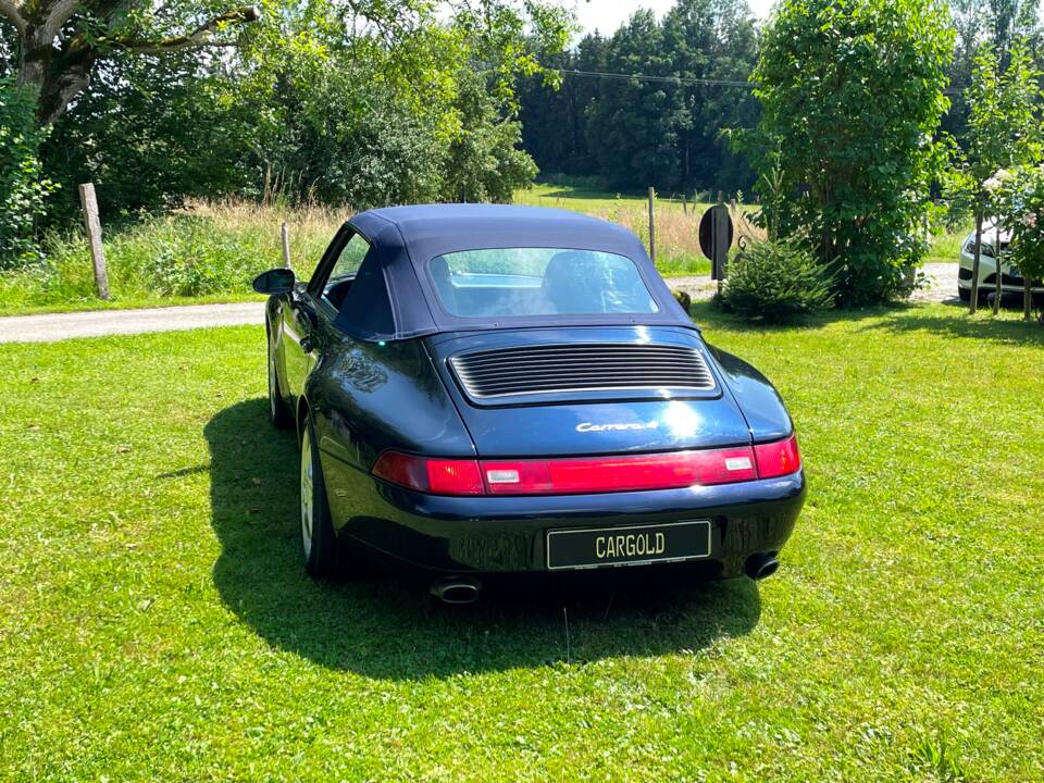 Image 25/25 de Porsche 911 Carrera 4 (1996)