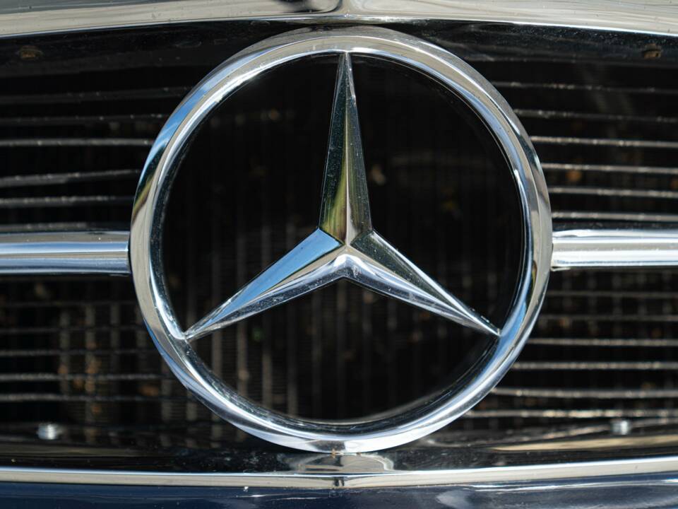 Image 20/50 de Mercedes-Benz 280 SL (1969)