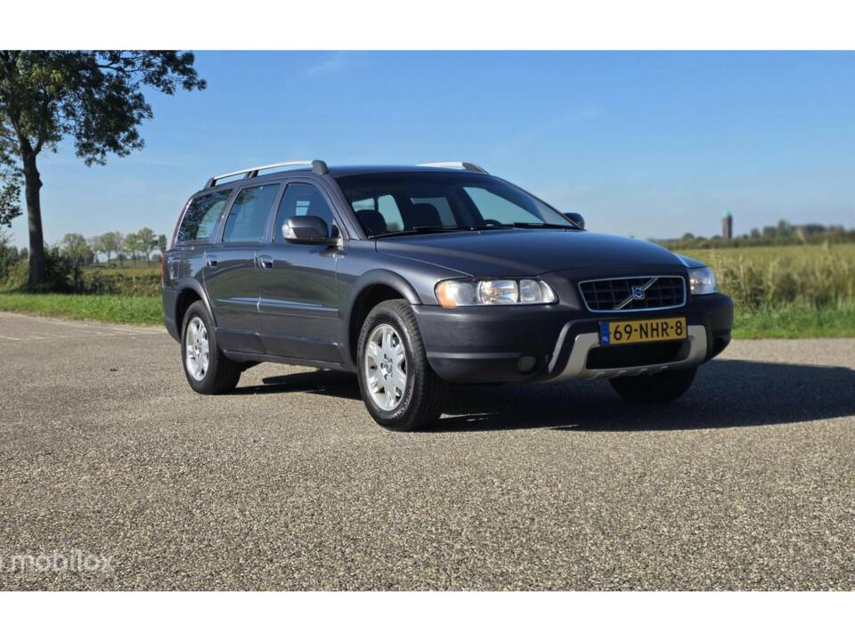Bild 7/34 von Volvo XC70 2.5T AWD (2006)