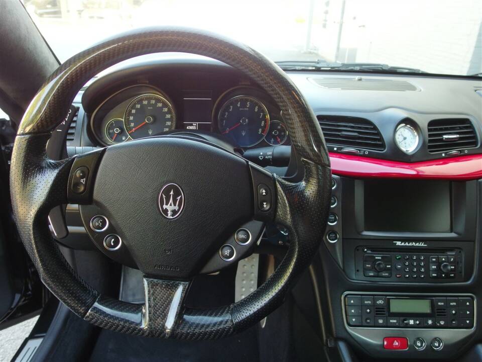 Bild 45/100 von Maserati GranTurismo S (2008)