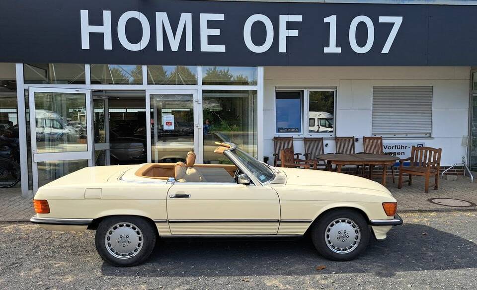 Image 1/32 of Mercedes-Benz 560 SL (1986)