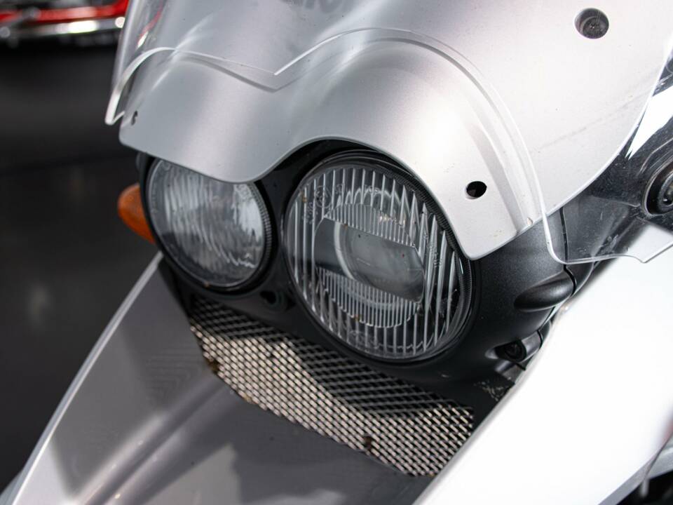 Image 50/50 of BMW DUMMY (2000)