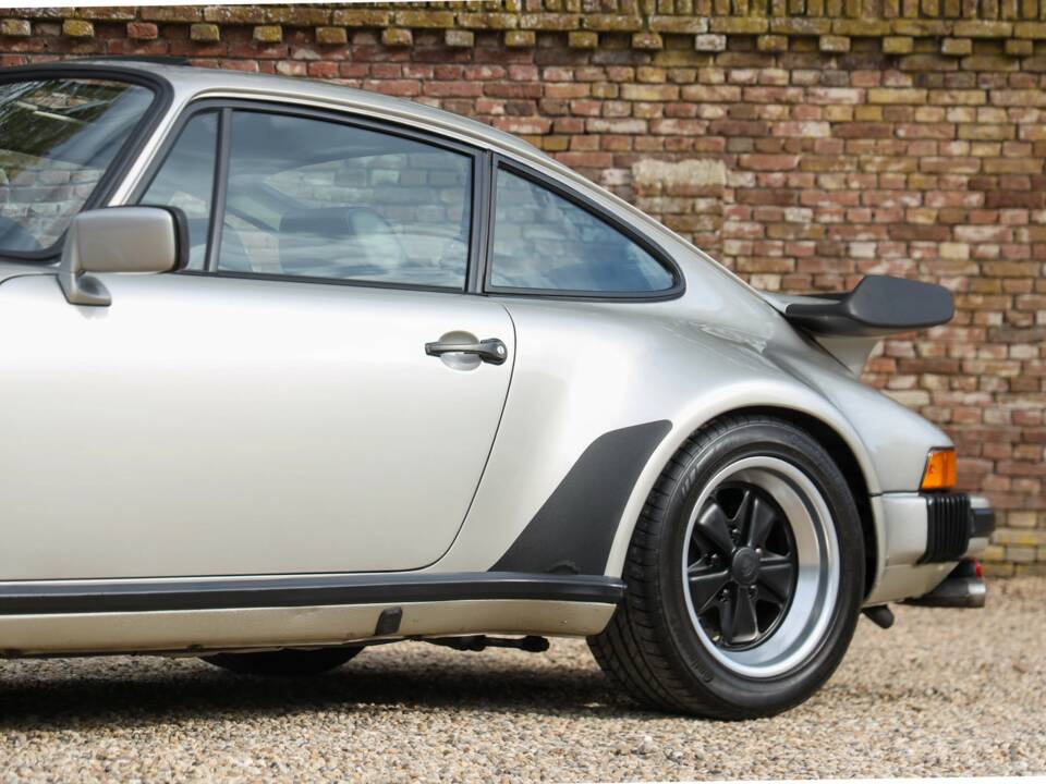 Afbeelding 19/50 van Porsche 911 Turbo 3.3 (1983)