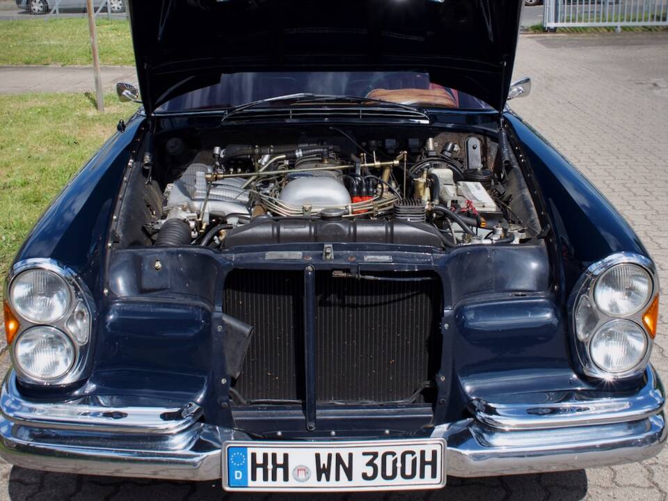 Image 34/39 of Mercedes-Benz 300 SE (1962)