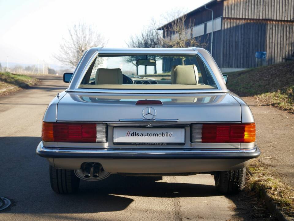 Bild 12/30 von Mercedes-Benz 560 SL (1989)