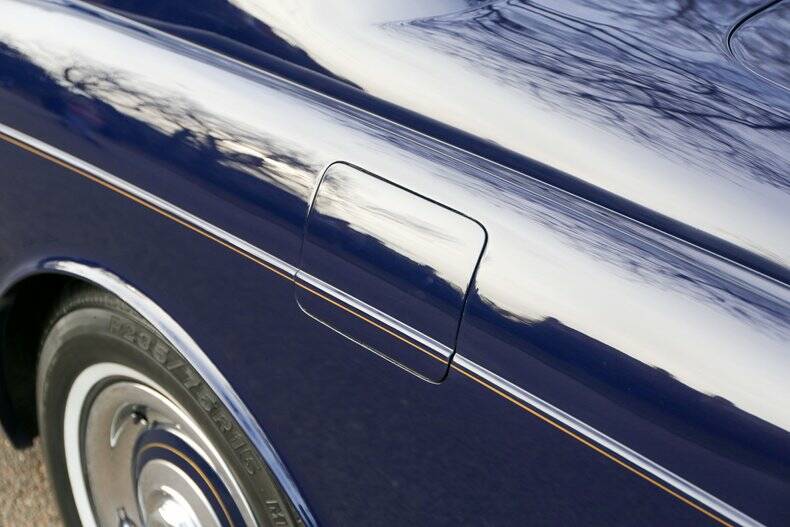 Image 38/50 of Bentley S 3 Continental (1962)