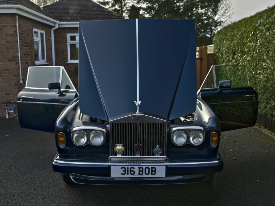 Image 22/50 of Rolls-Royce Corniche III (1990)