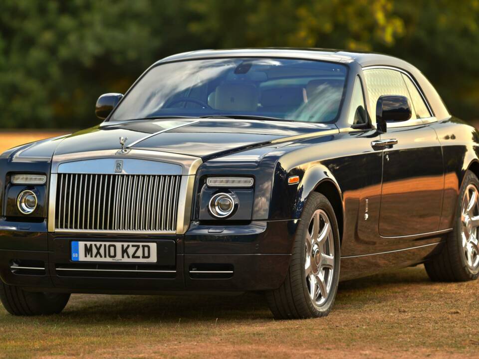 Image 6/50 of Rolls-Royce Phantom Coupé (2010)